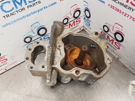 Ford New Holland 7840, 6640, 8240 Ts Hydraulic Pump Housing F0nn600cc, 82850804 - Hidraulikus szivattyú - Traktor: 3 kép. Ford New Holland 7840, 6640, 8240 Ts Hydraulic Pump Housing F0nn600cc, 82850804 - Hidraulikus szivattyú - Traktor: 3 kép.