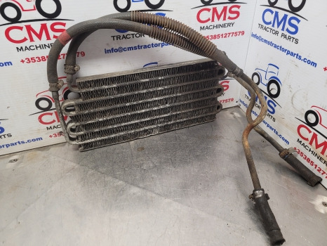Ford New Holland Fiat 10, 30 Tl, Tla, L 7610 Transmission Oil Cooler 83945933 - Radiátor: 1 kép. Ford New Holland Fiat 10, 30 Tl, Tla, L 7610 Transmission Oil Cooler 83945933 - Radiátor: 1 kép.