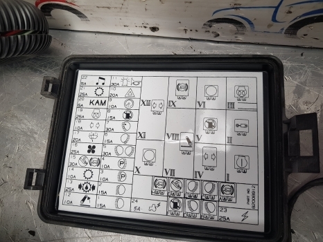 Ford New Holland Fiat 60, M Series Dual Command Cab Wiring Loom Assy 82015343 - Kábel/ Kábelkorbácso - Traktor: 2 kép. Ford New Holland Fiat 60, M Series Dual Command Cab Wiring Loom Assy 82015343 - Kábel/ Kábelkorbácso - Traktor: 2 kép.