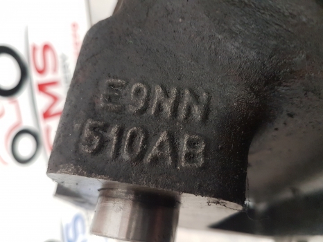 Ford New Holland Ts And 40 Series Piston Cylinder Actuator E9nn510ab , E9nn477aa - Hidraulika - Mezőgazdasági gépek: 5 kép. Ford New Holland Ts And 40 Series Piston Cylinder Actuator E9nn510ab , E9nn477aa - Hidraulika - Mezőgazdasági gépek: 5 kép.