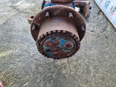 Első tengely Ford Tw 10 Tw 20 Apl3052, Front Axle Housing Hubs Zp1927693, 81927693: 9 kép.