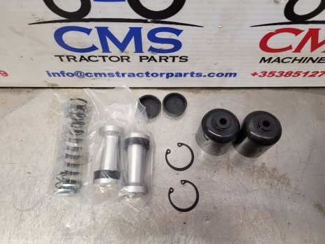 Ford Tw, 700, 600 S Tw5, Tw20, Tw30 Brake Master Cylinder Repair Kit C7nn2004a - Fék alkatrészek - Mezőgazdasági gépek: 4 kép. Ford Tw, 700, 600 S Tw5, Tw20, Tw30 Brake Master Cylinder Repair Kit C7nn2004a - Fék alkatrészek - Mezőgazdasági gépek: 4 kép.
