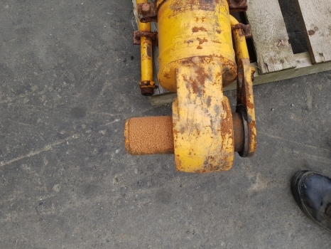 Hyundai 160lc7, R180lc7, R160lc7a Hydraulic Boom Arm Ram Cylinder 31n5-50131 - Hidraulikus henger - Traktor: 5 kép. Hyundai 160lc7, R180lc7, R160lc7a Hydraulic Boom Arm Ram Cylinder 31n5-50131 - Hidraulikus henger - Traktor: 5 kép.