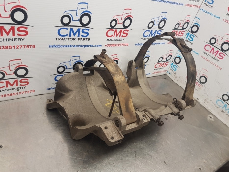 Hyundai Robex R140lc-9a, R160lc-9a Exhaust Box Support Zuac-00686, 386-9462 - Kipufogórendszer: 3 kép. Hyundai Robex R140lc-9a, R160lc-9a Exhaust Box Support Zuac-00686, 386-9462 - Kipufogórendszer: 3 kép.