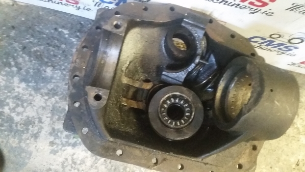Jcb 155t, 135t, 145t, 125t Rear Axle Differential Housing 458/10682, 454/09800 - Differenciálmű - Rakodógép: 2 kép. Jcb 155t, 135t, 145t, 125t Rear Axle Differential Housing 458/10682, 454/09800 - Differenciálmű - Rakodógép: 2 kép.