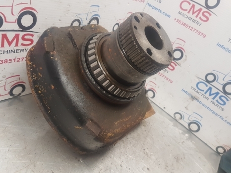 Jcb 2cx Front Axle Swivel Housing 448/54601, 448/54604, 904/50047 - Első tengely - Kotrórakodó: 3 kép. Jcb 2cx Front Axle Swivel Housing 448/54601, 448/54604, 904/50047 - Első tengely - Kotrórakodó: 3 kép.