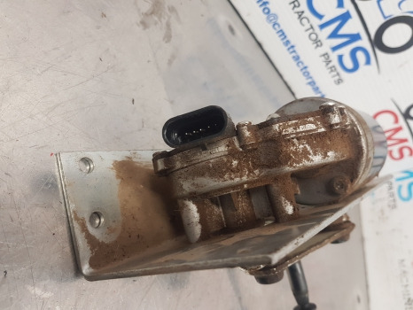John Deere 6145r, 6m, 6r Series, Rear Wiper Motor Assy Al222250 - Ablaktörlő - Mezőgazdasági gépek: 5 kép. John Deere 6145r, 6m, 6r Series, Rear Wiper Motor Assy Al222250 - Ablaktörlő - Mezőgazdasági gépek: 5 kép.