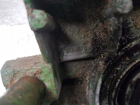 John Deere 6610, 6010, 7010 , 6310 Oil Filter Head And Adpter Lines R134570, - Hidraulikaszűrő - Traktor: 5 kép. John Deere 6610, 6010, 7010 , 6310 Oil Filter Head And Adpter Lines R134570, - Hidraulikaszűrő - Traktor: 5 kép.