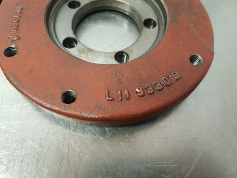 John Deere 6610, 6210, 6310, 6400, Premuim Pinion Bearing Housing L113330 - Hátsó tengely - Traktor: 2 kép. John Deere 6610, 6210, 6310, 6400, Premuim Pinion Bearing Housing L113330 - Hátsó tengely - Traktor: 2 kép.