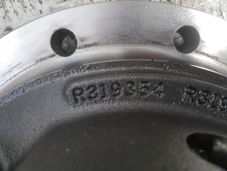John Deere 6r Series 6210r Rear Axle Differential R341229, R560061, R319352 - Differenciálmű - Traktor: 3 kép. John Deere 6r Series 6210r Rear Axle Differential R341229, R560061, R319352 - Differenciálmű - Traktor: 3 kép.
