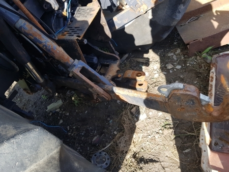 Landini Mythos Series Mythos 100 Lift Arm Lhs 3654463m91 - Keret/ Alváz - Mezőgazdasági gépek: 1 kép. Landini Mythos Series Mythos 100 Lift Arm Lhs 3654463m91 - Keret/ Alváz - Mezőgazdasági gépek: 1 kép.