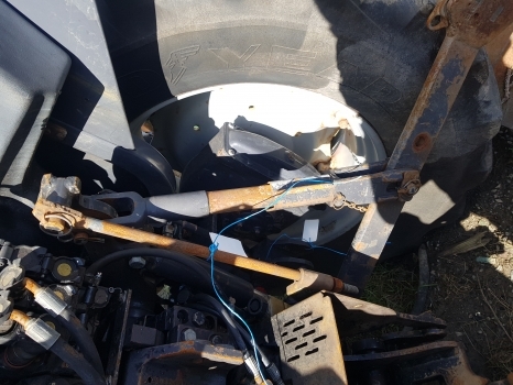 Landini Mythos Series Mythos 100 Lift Arm Rhs 3654462m91 - Keret/ Alváz - Mezőgazdasági gépek: 1 kép. Landini Mythos Series Mythos 100 Lift Arm Rhs 3654462m91 - Keret/ Alváz - Mezőgazdasági gépek: 1 kép.