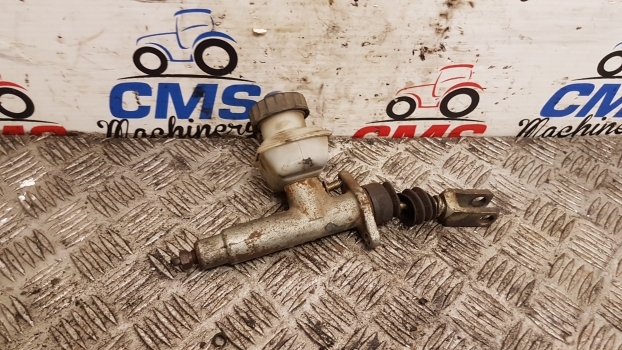 Landini Mythos Tdi 115 Clutch Master Cylinder 3558552m91 - Kuplunghenger - Traktor: 1 kép. Landini Mythos Tdi 115 Clutch Master Cylinder 3558552m91 - Kuplunghenger - Traktor: 1 kép.