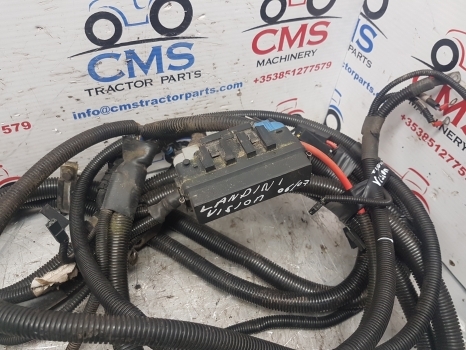 Landini Vision 95 Engine Front Wiring Loom Complete 3674688m91, 3679168m91 - Kábel/ Kábelkorbácso - Traktor: 2 kép. Landini Vision 95 Engine Front Wiring Loom Complete 3674688m91, 3679168m91 - Kábel/ Kábelkorbácso - Traktor: 2 kép.