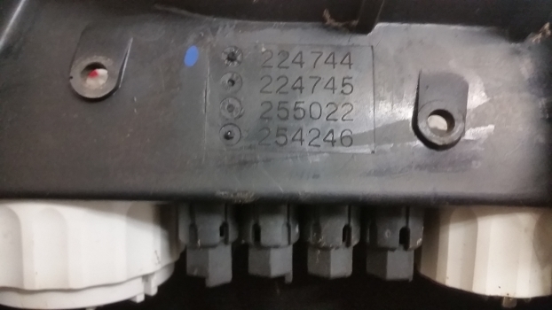 Manitou Mlt630t, Mlt634 120lsu, Mlt731tlsu Instrument Dash Panel Assembly 224744 - Műszerfal - Teleszkópos rakodó: 3 kép. Manitou Mlt630t, Mlt634 120lsu, Mlt731tlsu Instrument Dash Panel Assembly 224744 - Műszerfal - Teleszkópos rakodó: 3 kép.