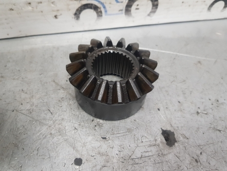 Manitou Mlt634-120 Dana Spicer 212/426 Axle Differential 51581d08; 112.04.702.01 - Differenciálmű - Teleszkópos rakodó: 4 kép. Manitou Mlt634-120 Dana Spicer 212/426 Axle Differential 51581d08; 112.04.702.01 - Differenciálmű - Teleszkópos rakodó: 4 kép.