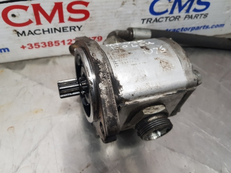 Manitou Mlt735-120 Lsu Hydraulic Pump 317260, 0200001b - Hidraulikus szivattyú: 2 kép. Manitou Mlt735-120 Lsu Hydraulic Pump 317260, 0200001b - Hidraulikus szivattyú: 2 kép.