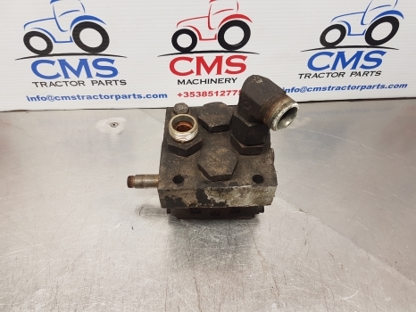 Manitou Mrt 2540 Solenoid Valve Parts Only 689049, 1671425 - Hidraulikus szelep - Teleszkópos rakodó: 3 kép. Manitou Mrt 2540 Solenoid Valve Parts Only 689049, 1671425 - Hidraulikus szelep - Teleszkópos rakodó: 3 kép.