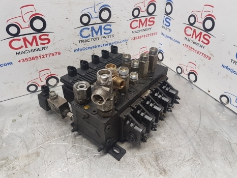 Manitou Mrt2540 Sauer Danfoss Valve Distributor 157f8824, 740703, 601475 - Hidraulikus szelep - Teleszkópos rakodó: 1 kép. Manitou Mrt2540 Sauer Danfoss Valve Distributor 157f8824, 740703, 601475 - Hidraulikus szelep - Teleszkópos rakodó: 1 kép.