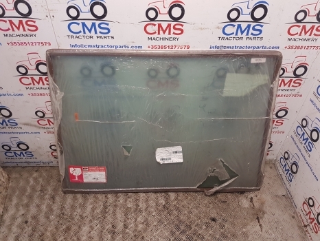 Massey Ferguson 200, 300, 600, Landini Cab Windshield 3301875m1, 3301875m3 - Ablak és alkatrészek - Traktor: 1 kép. Massey Ferguson 200, 300, 600, Landini Cab Windshield 3301875m1, 3301875m3 - Ablak és alkatrészek - Traktor: 1 kép.