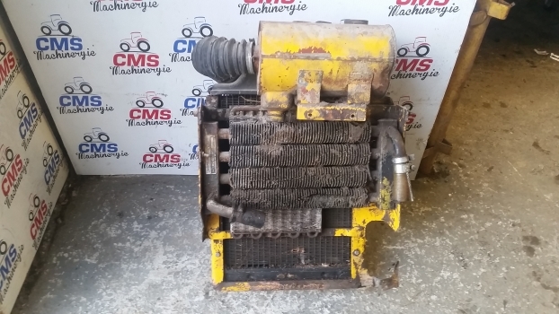 Massey Ferguson 40e Radiator Unit - Radiátor - Traktor: 1 kép. Massey Ferguson 40e Radiator Unit - Radiátor - Traktor: 1 kép.