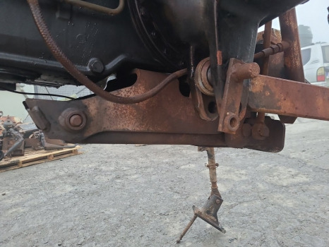 Massey Ferguson 4255 Pick Up Hitch For Parts - Keret/ Alváz - Mezőgazdasági gépek: 4 kép. Massey Ferguson 4255 Pick Up Hitch For Parts - Keret/ Alváz - Mezőgazdasági gépek: 4 kép.