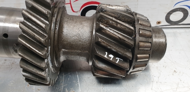 Massey Ferguson 50 Hx Gearbox Shaft Gear Z 35/29/19 1695793m1, 1691249m1 - Sebességváltó és alkatrészek - Kotrórakodó: 2 kép. Massey Ferguson 50 Hx Gearbox Shaft Gear Z 35/29/19 1695793m1, 1691249m1 - Sebességváltó és alkatrészek - Kotrórakodó: 2 kép.
