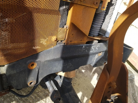 Massey Ferguson 5445, 5455, 5435, 5425 Front Axle Bracket 3777594m16 - Felfüggesztés: 1 kép. Massey Ferguson 5445, 5455, 5435, 5425 Front Axle Bracket 3777594m16 - Felfüggesztés: 1 kép.