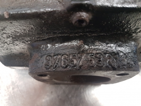 Massey Ferguson 5455, 5425, 5435 Front Steering Knuckle Spindle Rhs 3765753r1 - Csonkállvány - Traktor: 3 kép. Massey Ferguson 5455, 5425, 5435 Front Steering Knuckle Spindle Rhs 3765753r1 - Csonkállvány - Traktor: 3 kép.