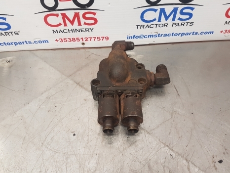 Hidraulikus szelep - Traktor Massey Ferguson 5455 Hydraulic Pressure Valve Body 3794879m3: 6 kép.