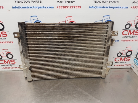 Massey Ferguson 5609, 5610, 5612, 5613 Condenser 4355575m2, 4387481m92 - Radiátor: 1 kép. Massey Ferguson 5609, 5610, 5612, 5613 Condenser 4355575m2, 4387481m92 - Radiátor: 1 kép.