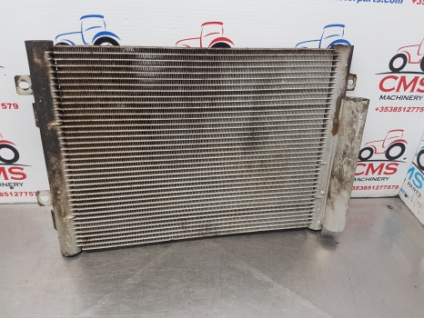 Massey Ferguson 5609, 5610, 5612, 5613 Condenser 4355575m2, 4387481m92 - Radiátor: 5 kép. Massey Ferguson 5609, 5610, 5612, 5613 Condenser 4355575m2, 4387481m92 - Radiátor: 5 kép.
