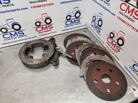 Massey Ferguson 5612, 5400, 5600, 5700, Brake Disc Kit 4311469m91, 4312200m2 - Féktárcsa: 1 kép. Massey Ferguson 5612, 5400, 5600, 5700, Brake Disc Kit 4311469m91, 4312200m2 - Féktárcsa: 1 kép.