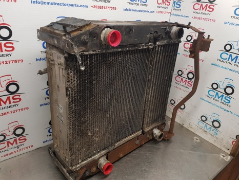 Massey Ferguson 5612, 5600 Series, Engine Water Cooler And Air Cooler 4375665m1 - Radiátor: 2 kép. Massey Ferguson 5612, 5600 Series, Engine Water Cooler And Air Cooler 4375665m1 - Radiátor: 2 kép.
