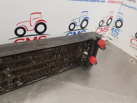 Massey Ferguson 6150, 6160, 6130, 3050, 3060, 3115, 3120, Oil Cooler 3583351m1 - Radiátor - Traktor: 4 kép. Massey Ferguson 6150, 6160, 6130, 3050, 3060, 3115, 3120, Oil Cooler 3583351m1 - Radiátor - Traktor: 4 kép.