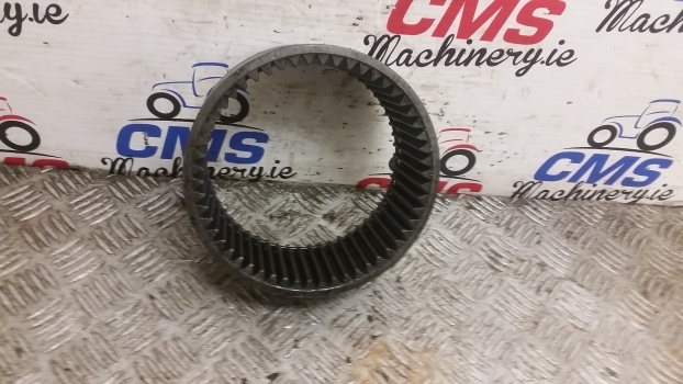 Massey Ferguson 6150, 6160 Front Axle Annular Gear 3429982m1 - Első tengely - Traktor: 2 kép. Massey Ferguson 6150, 6160 Front Axle Annular Gear 3429982m1 - Első tengely - Traktor: 2 kép.