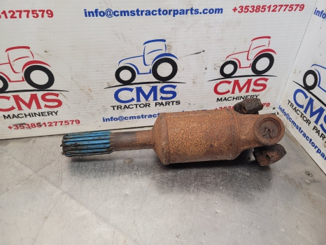 Matbro Clark-hurth 172/393, Manitou, Front Axle Proppeler Drive Shaft - Első tengely: 4 kép. Matbro Clark-hurth 172/393, Manitou, Front Axle Proppeler Drive Shaft - Első tengely: 4 kép.