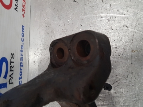 Mccormick Case Mxc, Mc Mc100 Front Axle Support Bracket Rear 138533, 318588a1 - Felfüggesztés - Traktor: 4 kép. Mccormick Case Mxc, Mc Mc100 Front Axle Support Bracket Rear 138533, 318588a1 - Felfüggesztés - Traktor: 4 kép.