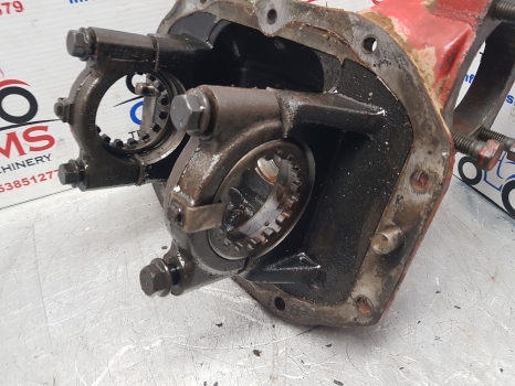 Mccormick Mc100 Carraro 20.19 Front Differential Housing 133633, 247515a1, 11444 - Első tengely - Mezőgazdasági gépek: 4 kép. Mccormick Mc100 Carraro 20.19 Front Differential Housing 133633, 247515a1, 11444 - Első tengely - Mezőgazdasági gépek: 4 kép.