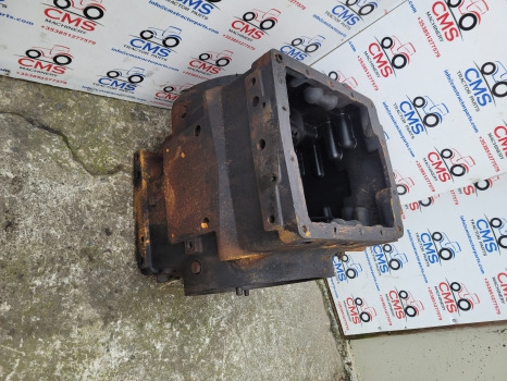Mccormick Xtx 145, 165 Landini X7-145, X7-185 Rear Axle Centre Housing 709613a2 - Hátsó tengely: 4 kép. Mccormick Xtx 145, 165 Landini X7-145, X7-185 Rear Axle Centre Housing 709613a2 - Hátsó tengely: 4 kép.