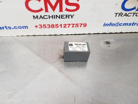 New Holland 8360, 60, M, Tm, Ts, T7 Sereis, Relay Windscreen 82011381 - Relé: 1 kép. New Holland 8360, 60, M, Tm, Ts, T7 Sereis, Relay Windscreen 82011381 - Relé: 1 kép.
