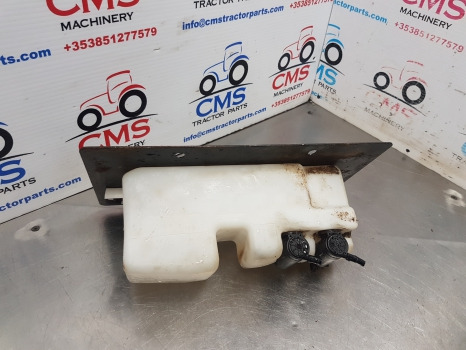 New Holland Case Maxxum Windshield Washer Reservoir 82030995, 82030996, 82030994 - Ablaktörlő - Mezőgazdasági gépek: 3 kép. New Holland Case Maxxum Windshield Washer Reservoir 82030995, 82030996, 82030994 - Ablaktörlő - Mezőgazdasági gépek: 3 kép.