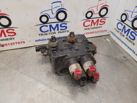 New Holland Case Mxu, Maxxum, Tsa, T6000 Case Mxu100 Hydraulic Valve 5195591 - Kábel/ Kábelkorbácso: 1 kép. New Holland Case Mxu, Maxxum, Tsa, T6000 Case Mxu100 Hydraulic Valve 5195591 - Kábel/ Kábelkorbácso: 1 kép.