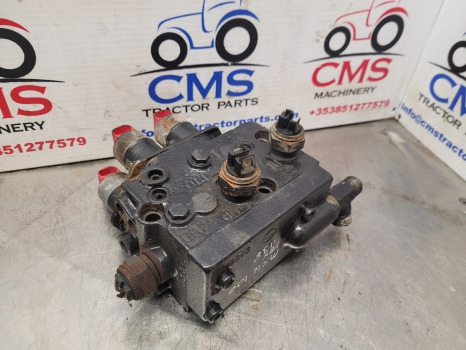 New Holland Case Mxu, Maxxum, Tsa, T6000 Case Mxu100 Hydraulic Valve 5195591 - Kábel/ Kábelkorbácso: 5 kép. New Holland Case Mxu, Maxxum, Tsa, T6000 Case Mxu100 Hydraulic Valve 5195591 - Kábel/ Kábelkorbácso: 5 kép.