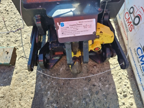 Keret/ Alváz New Holland Case T5.120, T5.100, T5.110 Pick Up Hitch Complete 47889607: 8 kép.