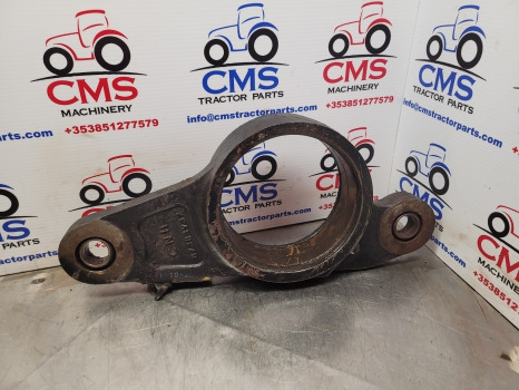 New Holland Case T7.200 Front Axle Suspension Bracket Assy 87383937, 87383938 - Felfüggesztés: 5 kép. New Holland Case T7.200 Front Axle Suspension Bracket Assy 87383937, 87383938 - Felfüggesztés: 5 kép.