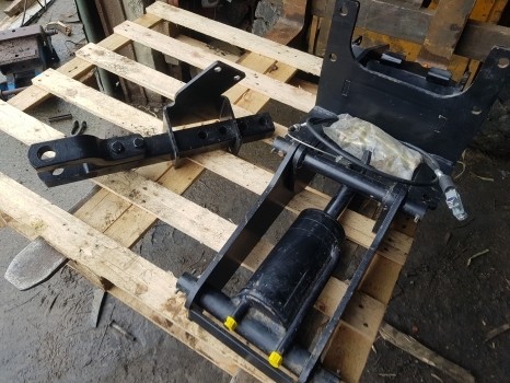 New Holland Case Td5, Td, Farmall, Jx Ser Dromone Pick Up Hitch Complete P57828 - Gyorscsatlakozó - Traktor: 1 kép. New Holland Case Td5, Td, Farmall, Jx Ser Dromone Pick Up Hitch Complete P57828 - Gyorscsatlakozó - Traktor: 1 kép.