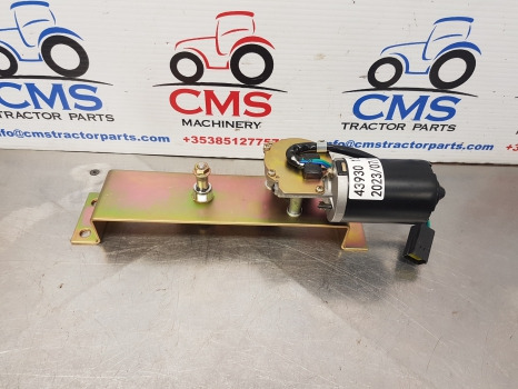 New Holland Case, Tsa, T6000, T7 Case, Wiper Motor Front Brand New 82032050 - Ablaktörlő - Mezőgazdasági gépek: 1 kép. New Holland Case, Tsa, T6000, T7 Case, Wiper Motor Front Brand New 82032050 - Ablaktörlő - Mezőgazdasági gépek: 1 kép.