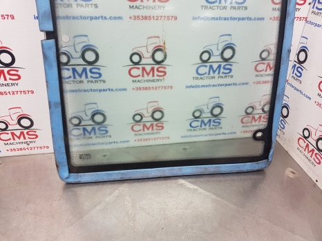New Holland Ford 40, Tm, 60, M Series 8360 Cab Side Glass Lhs 82009813, 82029321 - Ablak és alkatrészek: 2 kép. New Holland Ford 40, Tm, 60, M Series 8360 Cab Side Glass Lhs 82009813, 82029321 - Ablak és alkatrészek: 2 kép.