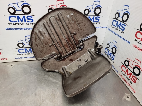 New Holland T5.120, T4, T5 Series Driver Passenger Seat, Frame 48107211 - Ülés - Mezőgazdasági gépek: 1 kép. New Holland T5.120, T4, T5 Series Driver Passenger Seat, Frame 48107211 - Ülés - Mezőgazdasági gépek: 1 kép.